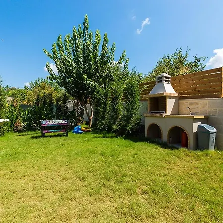 Kallisti Villas, Family Paradise, By Thinkvilla * Κυριάννα