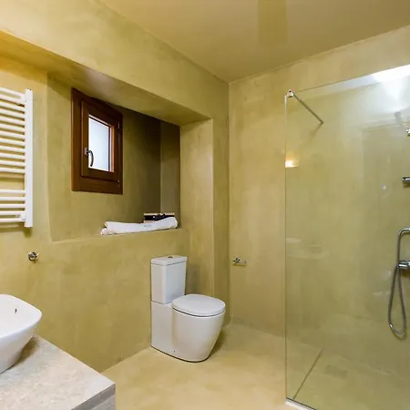 Kallisti Villas, Family Paradise, By Thinkvilla Κυριάννα
